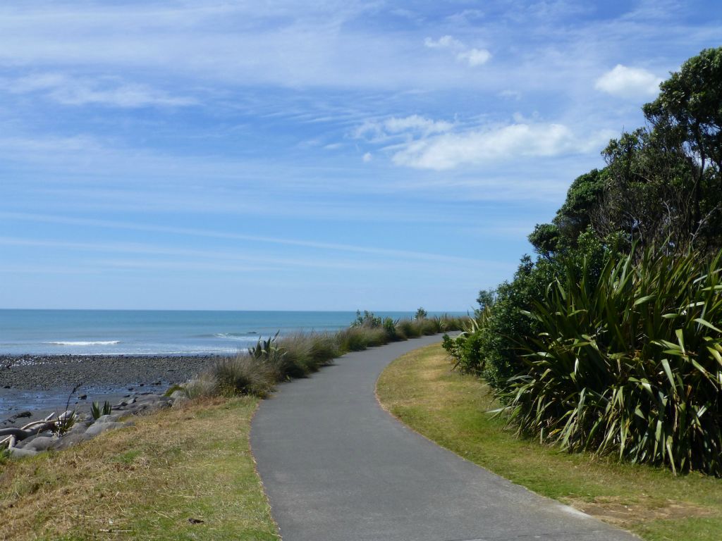 The well trodden - and cycled - New Plymouth Coastal Walkway.